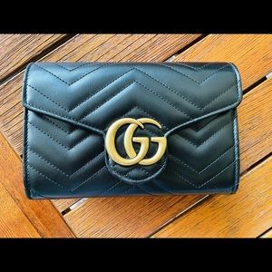 GG Marmont Matelasse Mini Wallet On Chain